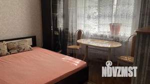 Студия квартира, посуточно, 30м2, 1/5 этаж