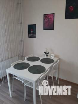 1-к квартира, посуточно, 38м2, 6/10 этаж