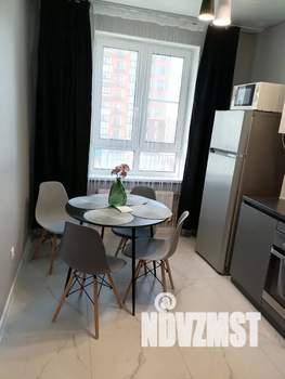 1-к квартира, посуточно, 40м2, 2/22 этаж