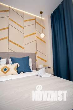 Студия квартира, посуточно, 32м2, 12/21 этаж