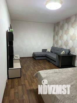 1-к квартира, посуточно, 33м2, 1/1 этаж