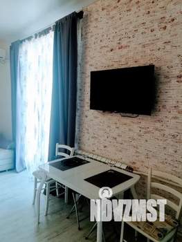 Студия квартира, посуточно, 38м2, 7/8 этаж