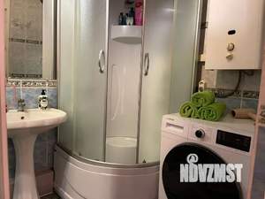 Студия квартира, посуточно, 45м2, 1/5 этаж