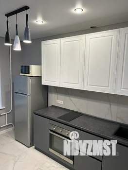 1-к квартира, посуточно, 40м2, 2/22 этаж