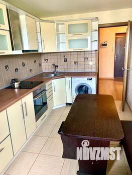 1-к квартира, посуточно, 40м2, 7/10 этаж