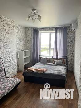 1-к квартира, посуточно, 41м2, 7/16 этаж