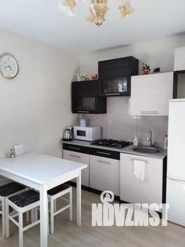 Студия квартира, посуточно, 50м2, 2/2 этаж