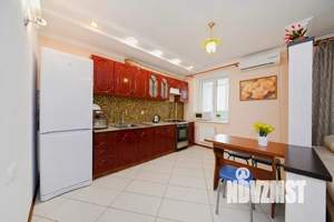 Студия квартира, посуточно, 40м2, 8/10 этаж