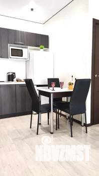 1-к квартира, посуточно, 40м2, 6/18 этаж