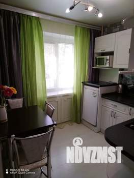 2-к квартира, посуточно, 44м2, 1/5 этаж