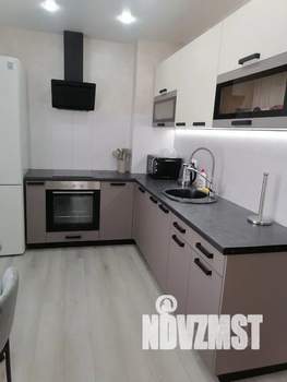 1-к квартира, посуточно, 41м2, 10/20 этаж