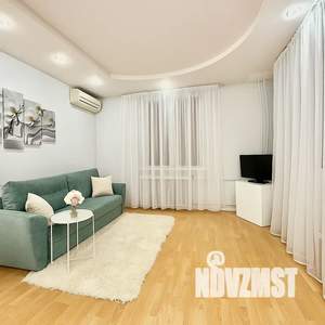 2-к квартира, посуточно, 62м2, 3/10 этаж