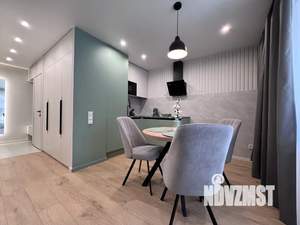 Студия квартира, посуточно, 43м2, 1/10 этаж