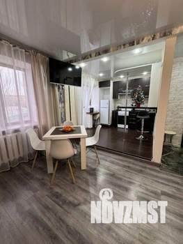 3-к квартира, посуточно, 56м2, 1/1 этаж