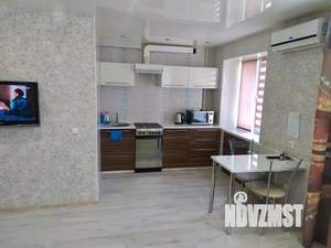 Студия квартира, посуточно, 32м2, 2/5 этаж