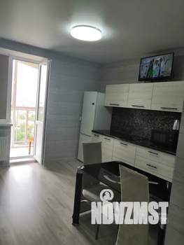 Студия квартира, посуточно, 42м2, 17/17 этаж