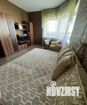 3-к квартира, посуточно, 83м2, 2/6 этаж