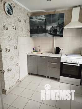 1-к квартира, посуточно, 32м2, 3/5 этаж