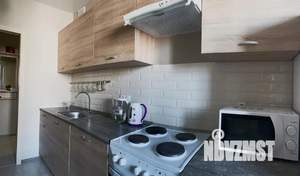 1-к квартира, посуточно, 36м2, 3/10 этаж