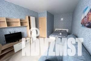 1-к квартира, посуточно, 42м2, 2/10 этаж