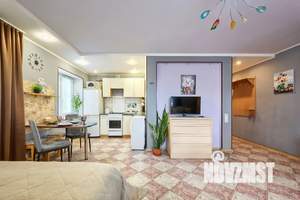 Студия квартира, посуточно, 35м2, 4/5 этаж