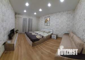 1-к квартира, посуточно, 40м2, 8/12 этаж