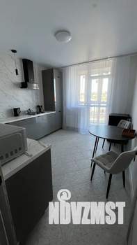1-к квартира, посуточно, 34м2, 1/9 этаж