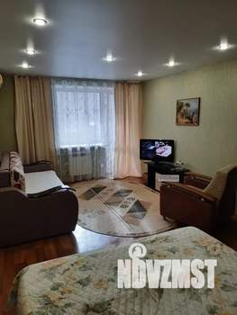 1-к квартира, посуточно, 45м2, 1/10 этаж
