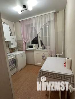 2-к квартира, посуточно, 40м2, 2/5 этаж