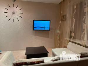 Студия квартира, посуточно, 45м2, 1/5 этаж