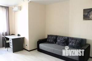 1-к квартира, посуточно, 42м2, 1/1 этаж