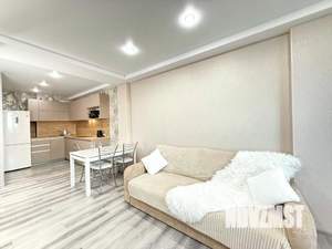 1-к квартира, посуточно, 50м2, 1/1 этаж