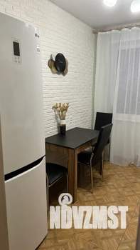 1-к квартира, посуточно, 36м2, 4/9 этаж