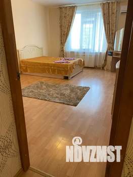 1-к квартира, посуточно, 55м2, 3/9 этаж