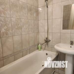 Студия квартира, посуточно, 33м2, 2/16 этаж