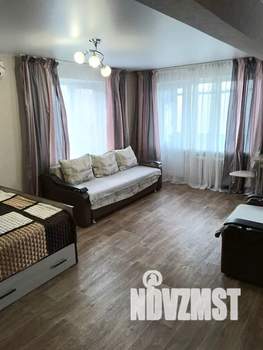 Студия квартира, посуточно, 30м2, 4/5 этаж