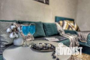 2-к квартира, посуточно, 65м2, 2/9 этаж