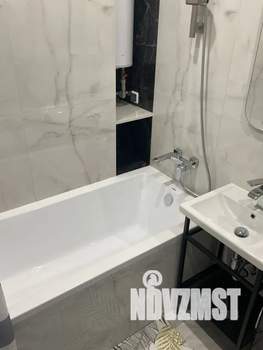 1-к квартира, посуточно, 38м2, 7/9 этаж