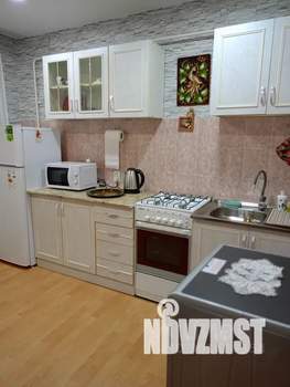 1-к квартира, посуточно, 38м2, 1/5 этаж