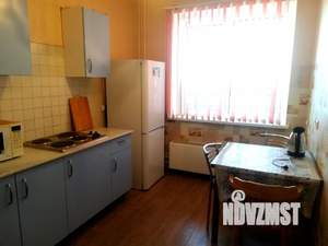 1-к квартира, посуточно, 43м2, 8/10 этаж