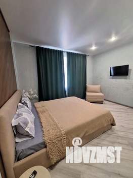 1-к квартира, посуточно, 43м2, 1/1 этаж