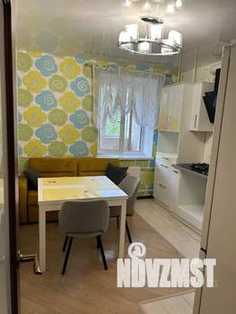 1-к квартира, посуточно, 38м2, 3/10 этаж