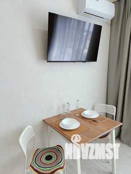 Студия квартира, посуточно, 25м2, 19/22 этаж