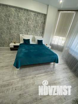 1-к квартира, посуточно, 56м2, 16/27 этаж