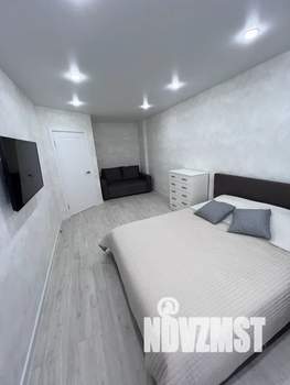 1-к квартира, посуточно, 38м2, 18/20 этаж