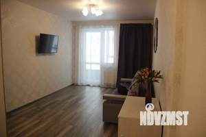 1-к квартира, посуточно, 56м2, 1/1 этаж