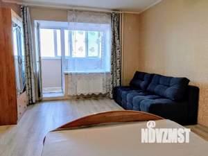 1-к квартира, посуточно, 37м2, 11/16 этаж