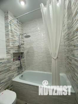 Студия квартира, посуточно, 35м2, 5/22 этаж