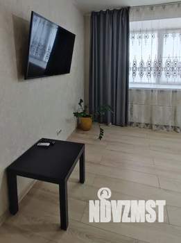 2-к квартира, посуточно, 52м2, 13/22 этаж