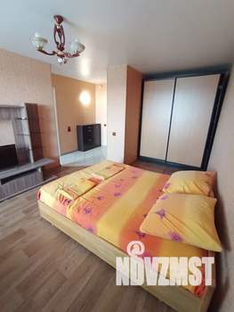 1-к квартира, посуточно, 36м2, 8/10 этаж